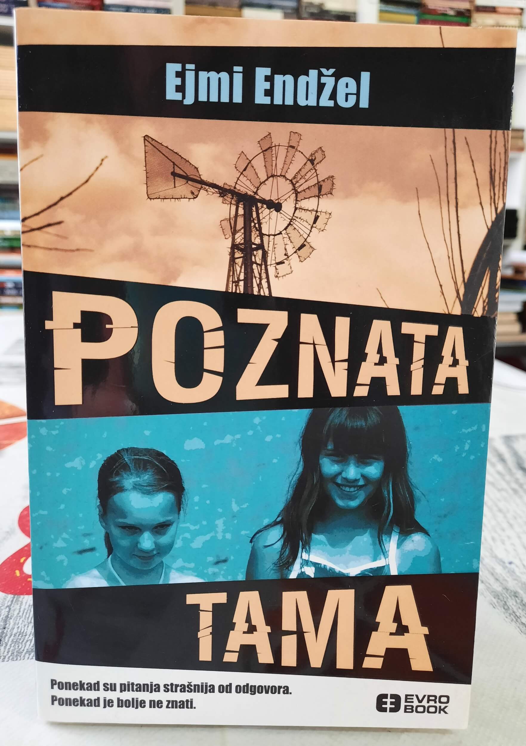 Poznata tama - Ejmi Endžel