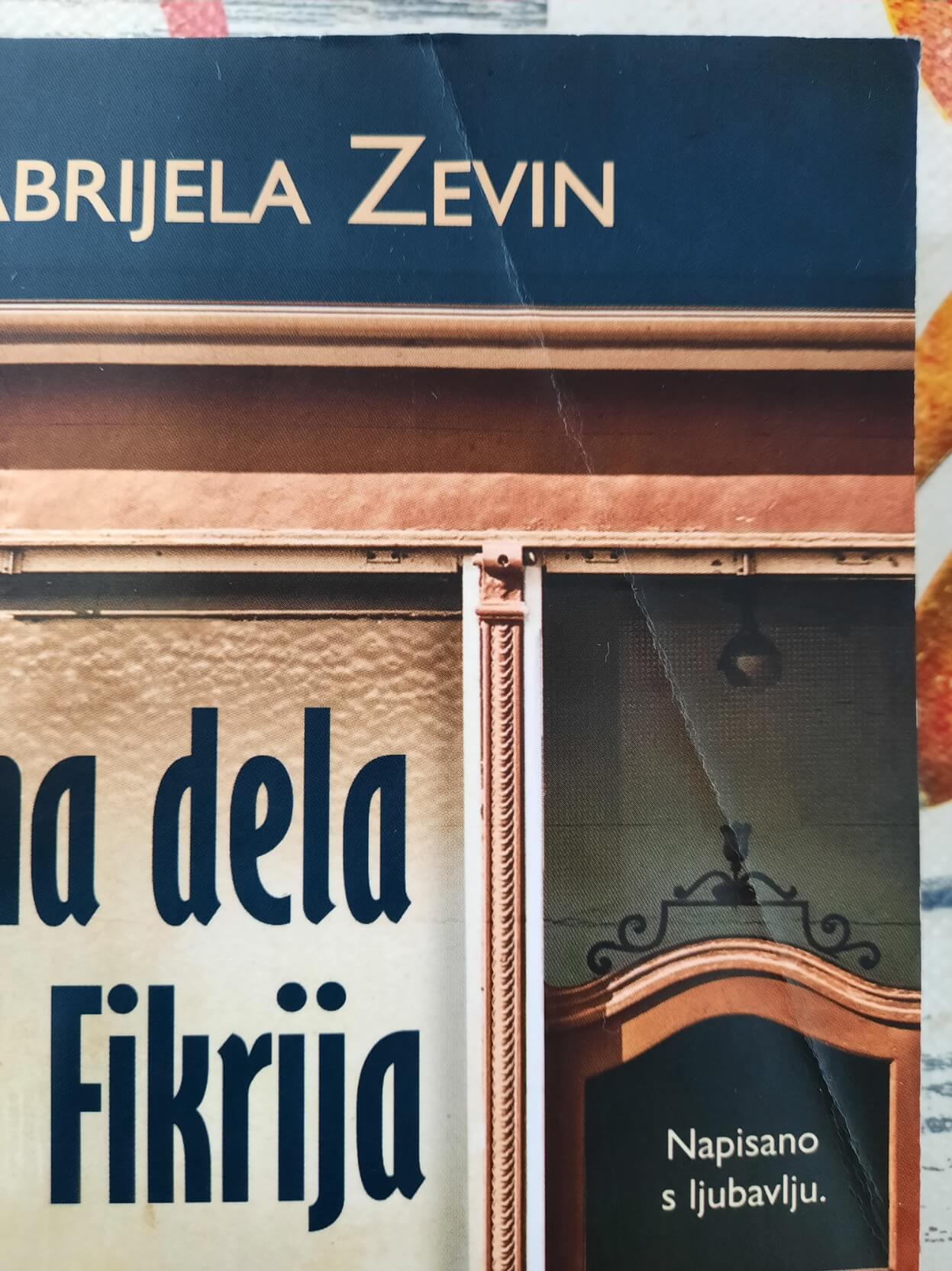 Sabran dela Ej Džej Fikrija - Gabrijela Zevin