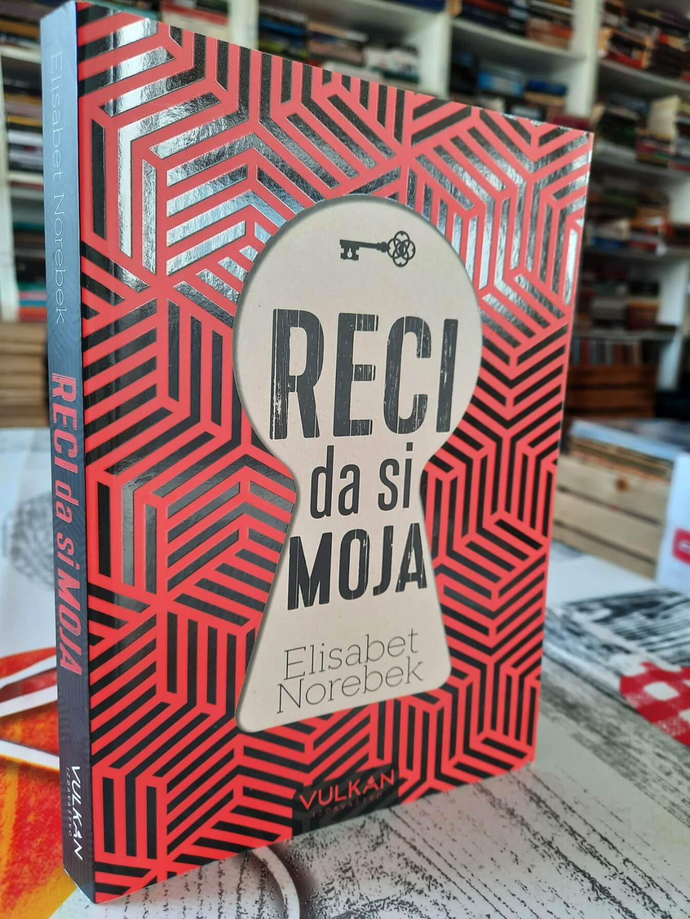 Reci da si moja - Elisabet Norebek