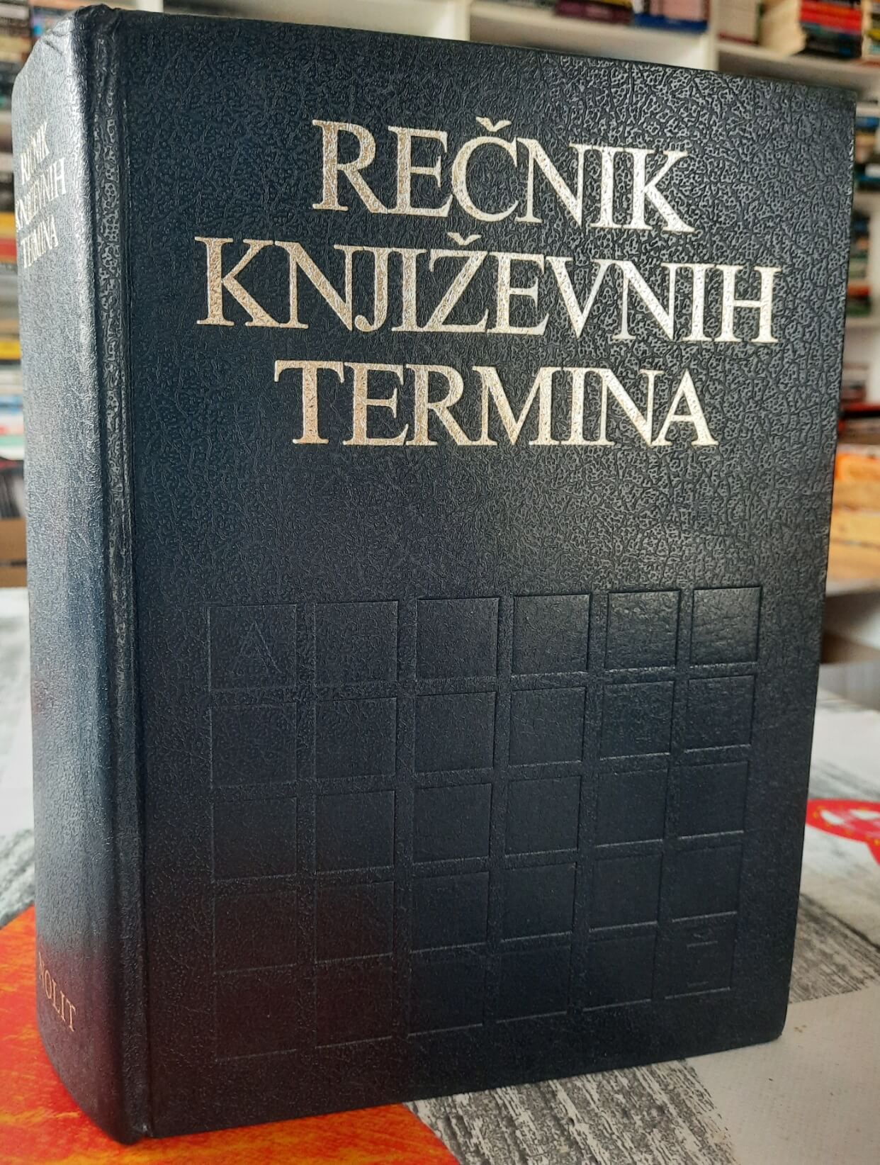 Rečnik književnih termina