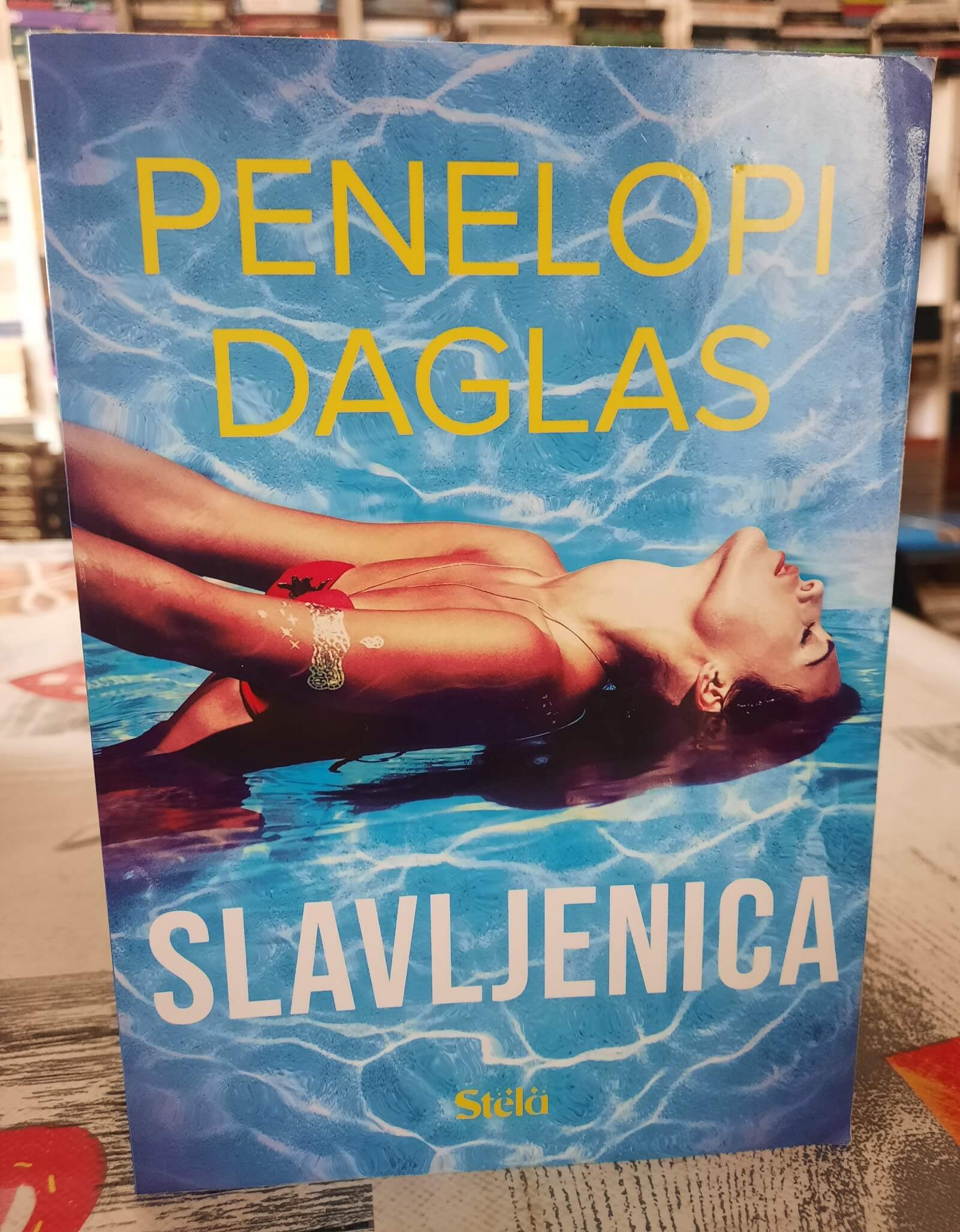 Slavljenica - Penelopi Daglas