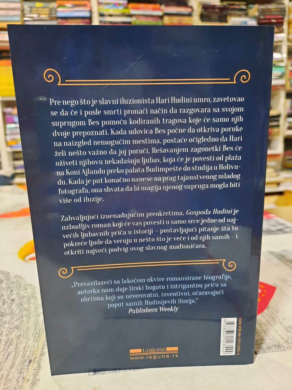 Gospođa Hudini - Viktorija Keli