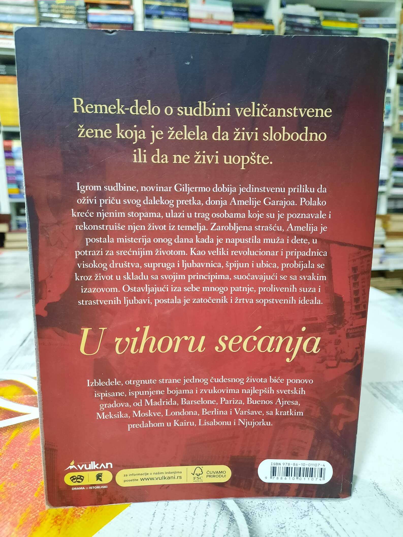 U vihoru sećanja - Hulija Navaro