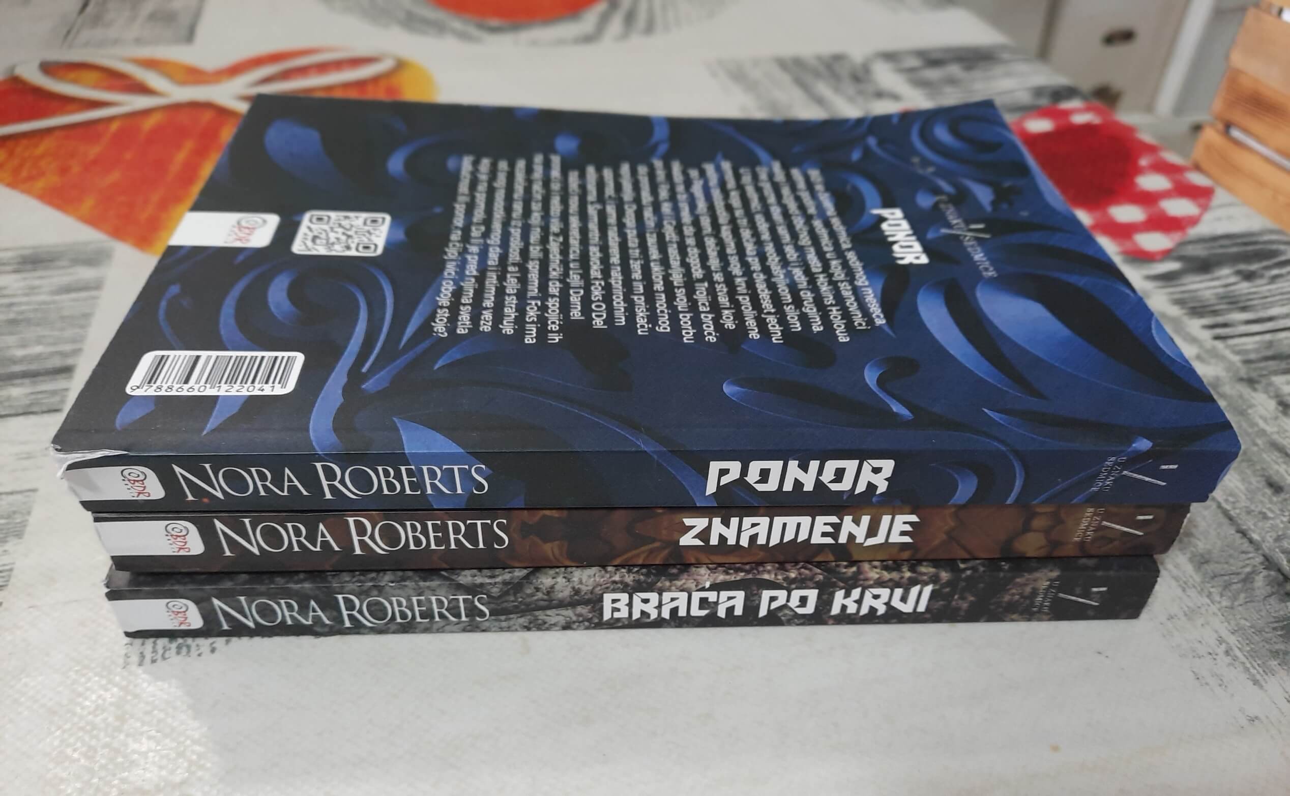 U znaku sedmice 1 - 3 - Nora Roberts