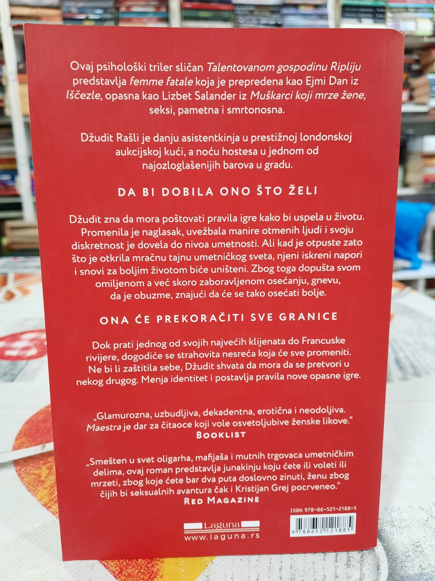 Maestra - L. S. Hilton