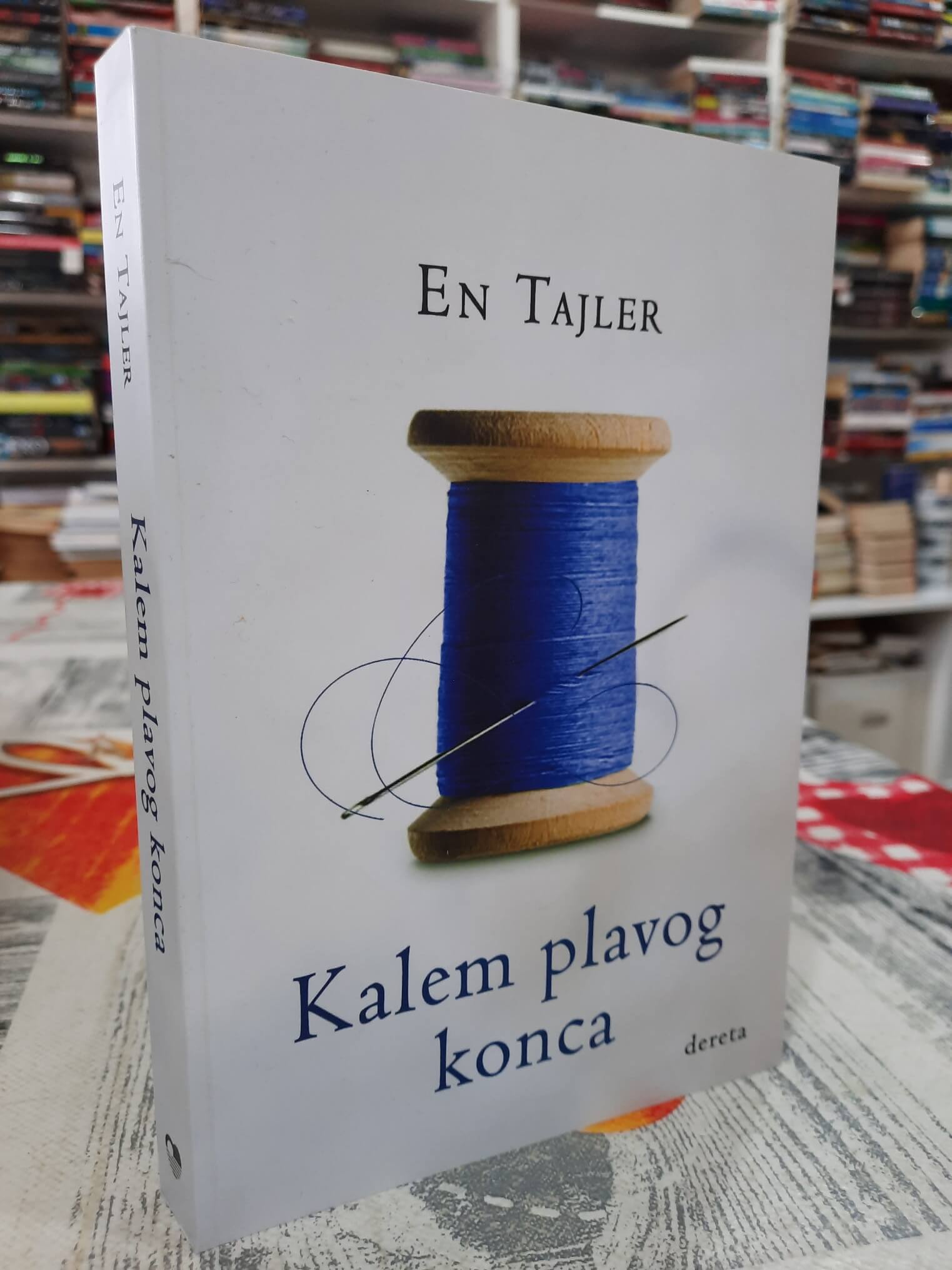Kalem plavog konca - En Tajler