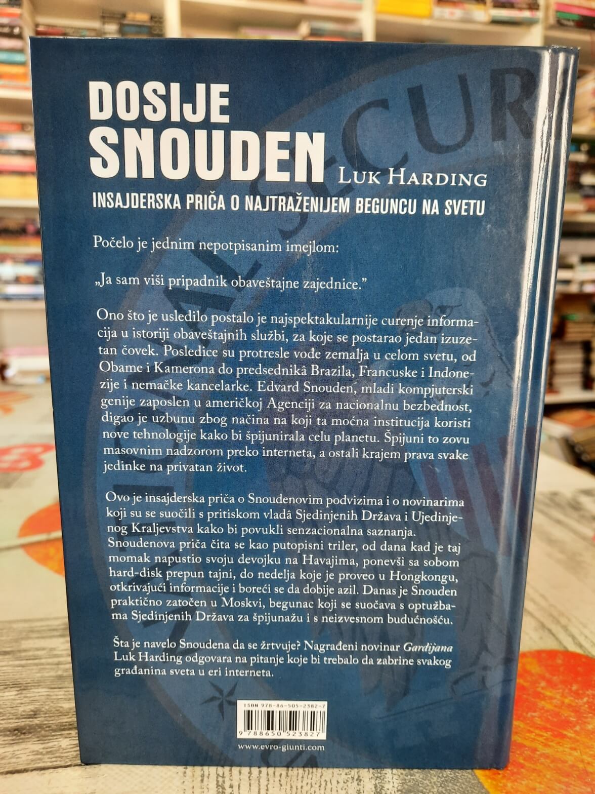 Dosije Snouden - Luk Harding