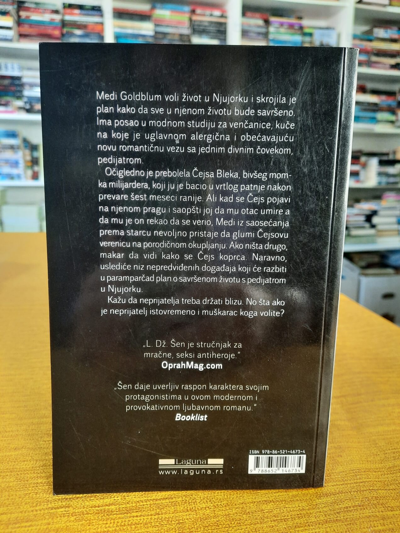 Đavo uvek nosi crno - l. Dž. Šen