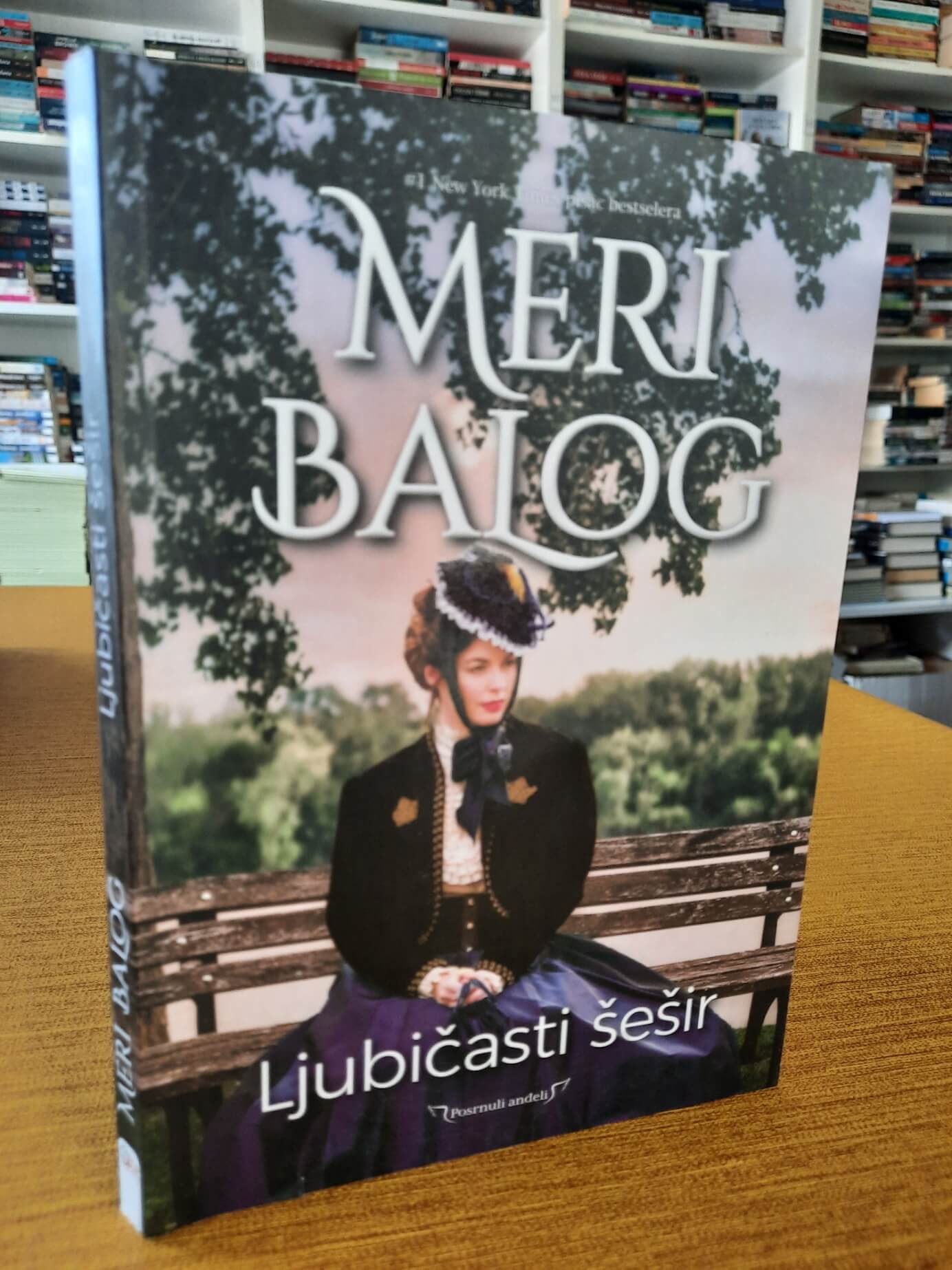 Ljubičasti šešir - Meri Balog
