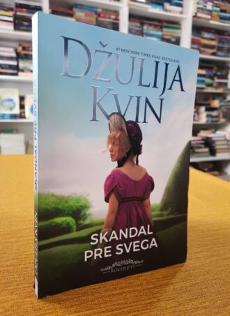 Skandal pre svega - Džulija Kvin
