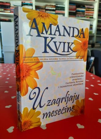 U zagrljaju mesečine - Amanda Kvik