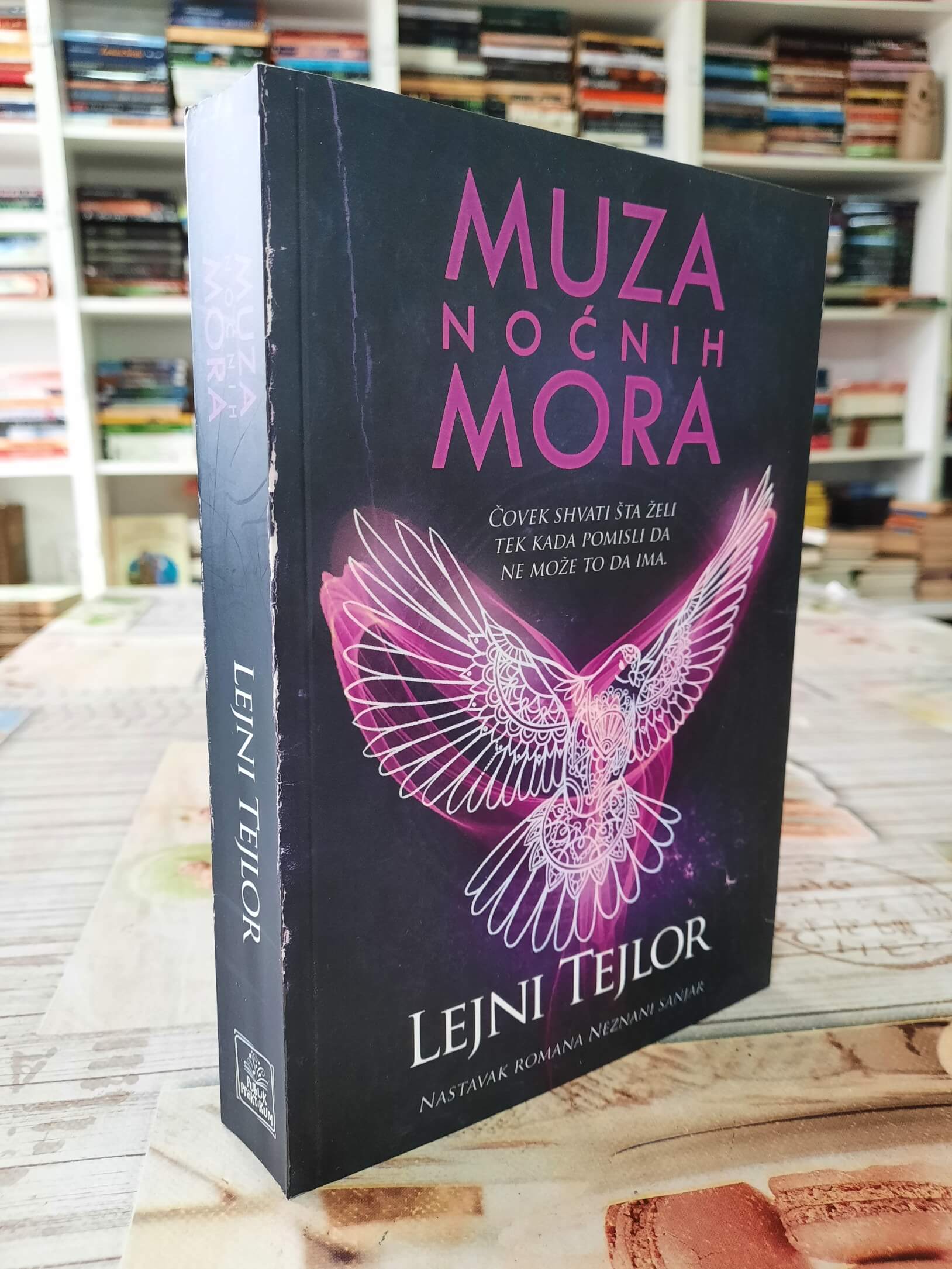 Muza Noćnih Mora – Lejni Tejlor