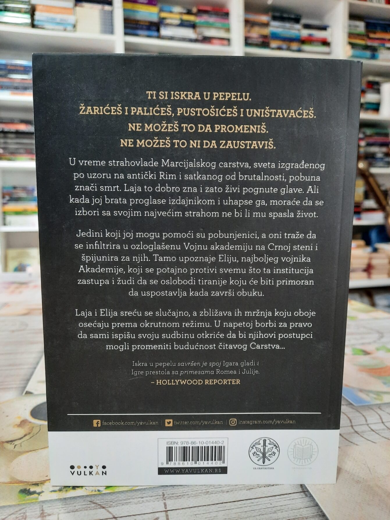 Iskra u pepelu - Saba Tahir