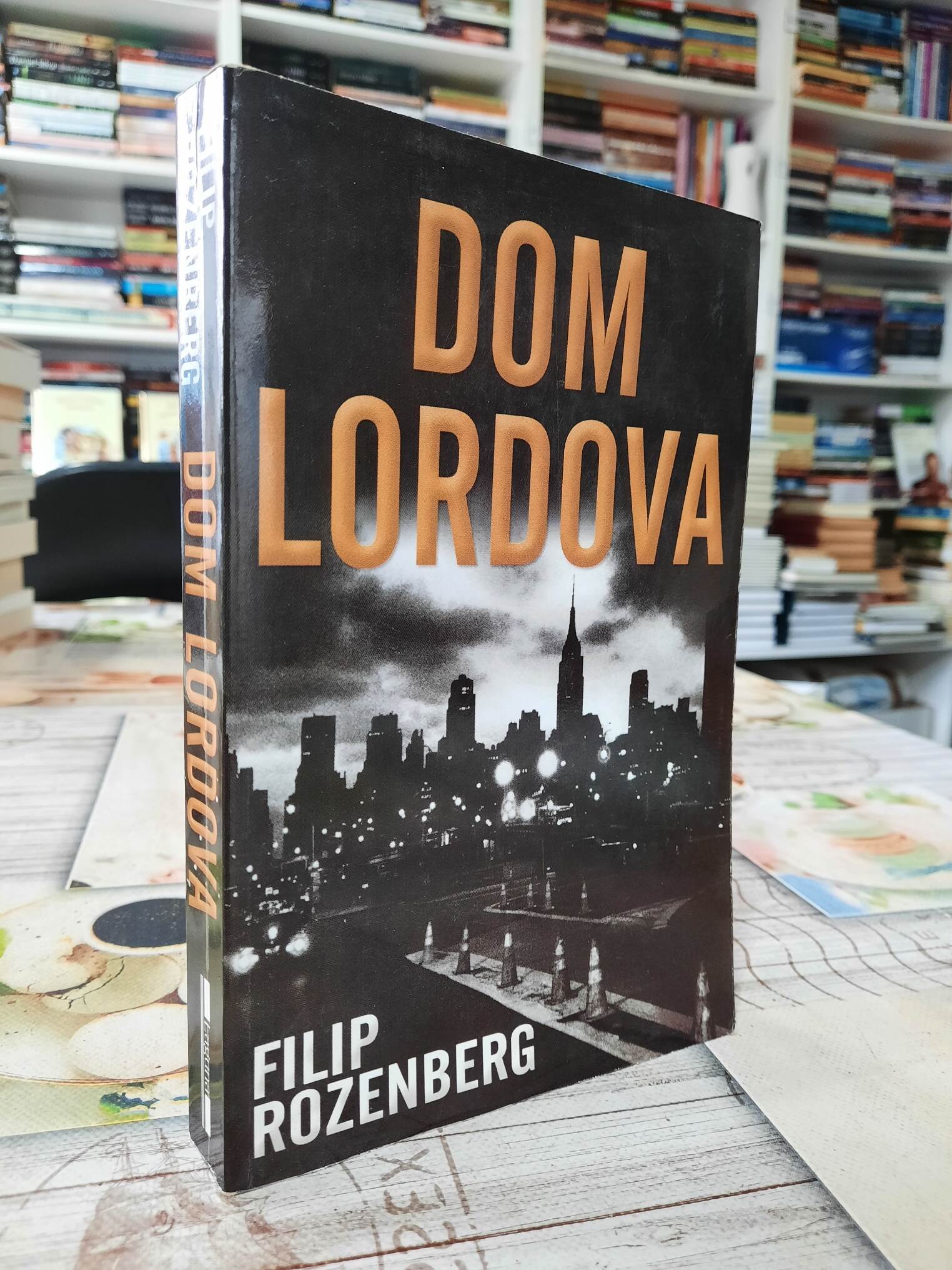 Dom lordova - Filip Rozenberg