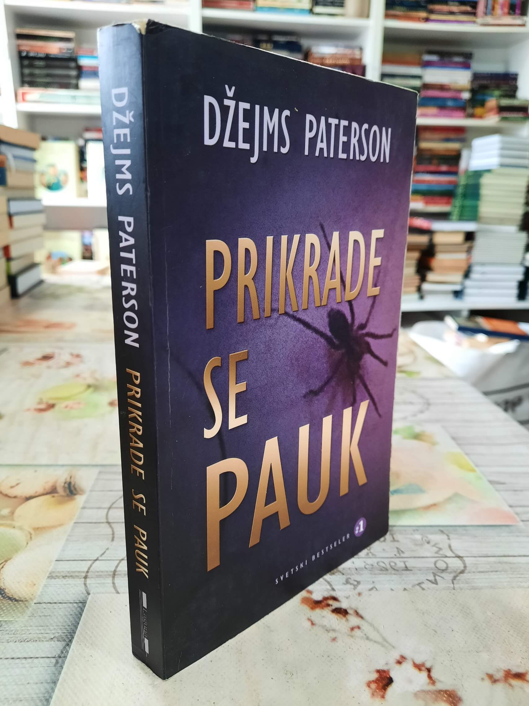 Prikrade se pauk - Džejms Paterson