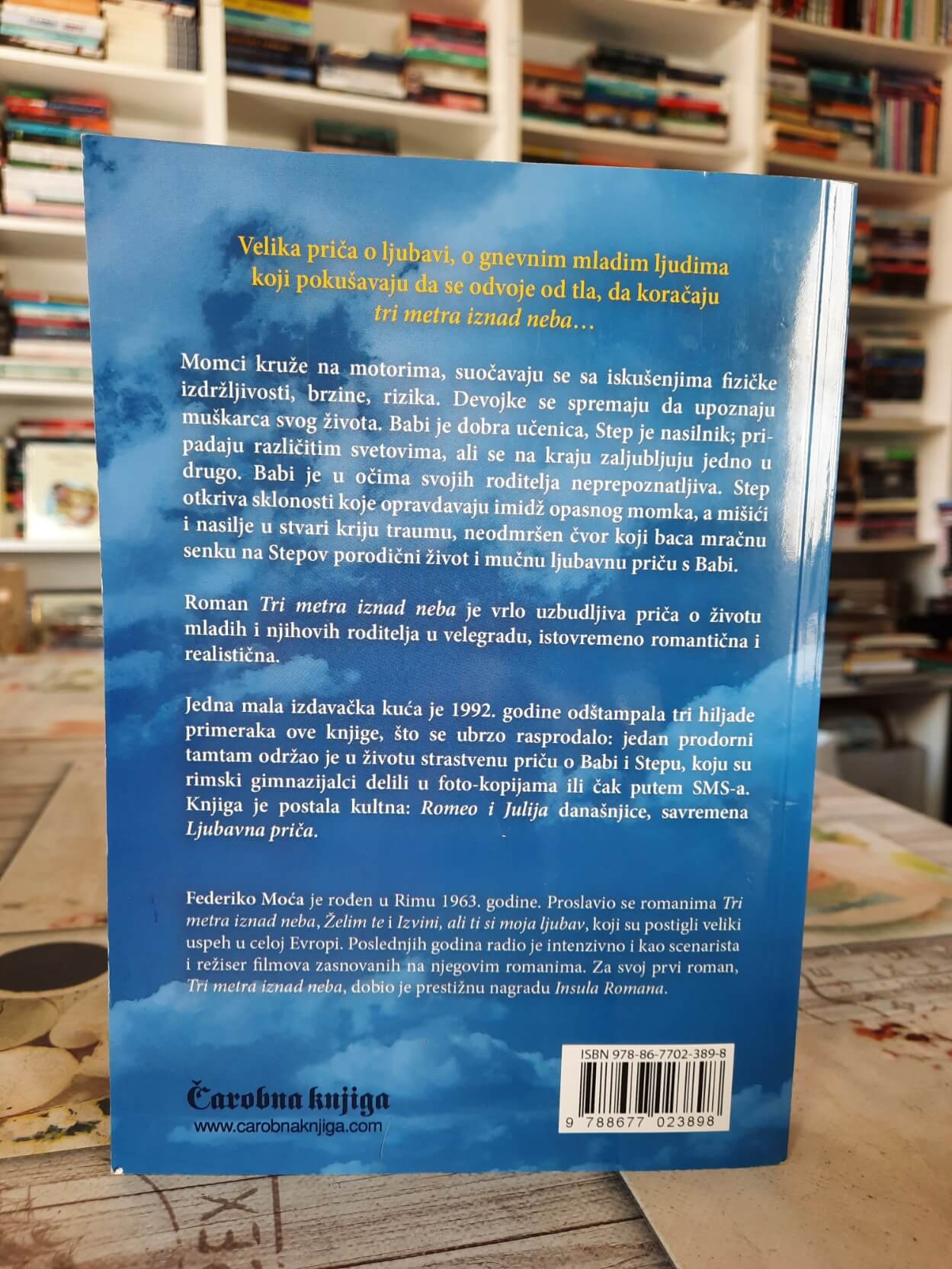 Tri metra iznad neba - Federiko Moća