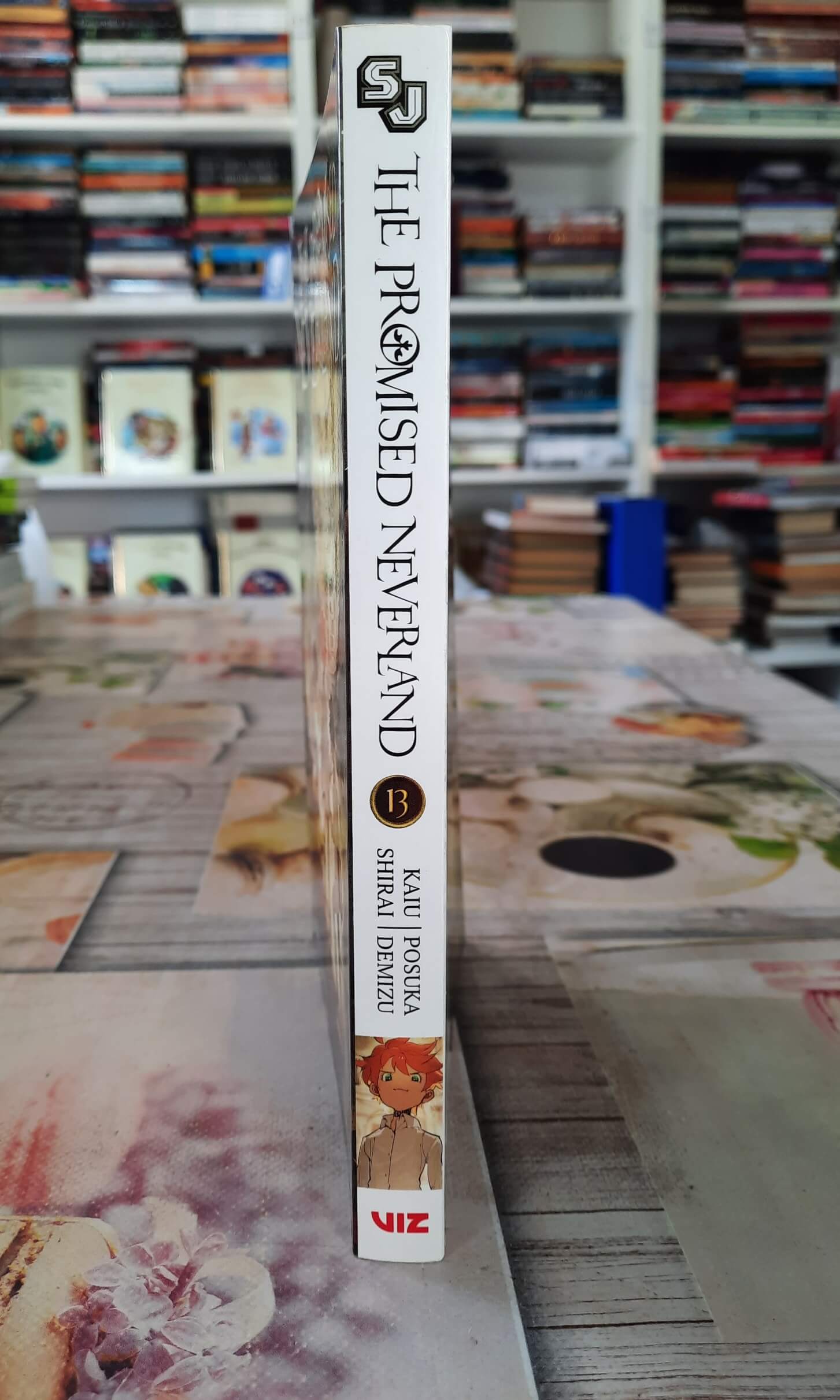 The Promised Neverland, Vol. 13 - Kaiu Shirai