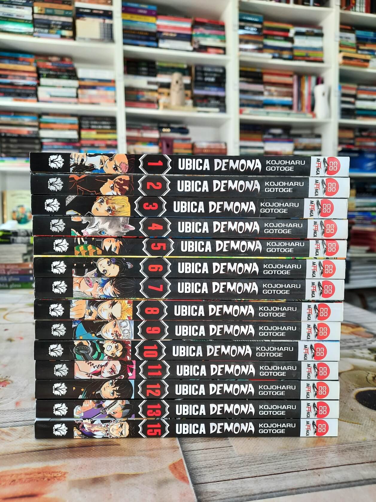 Ubica demona 1 - 13, 15 - Kojoharu Gotoge