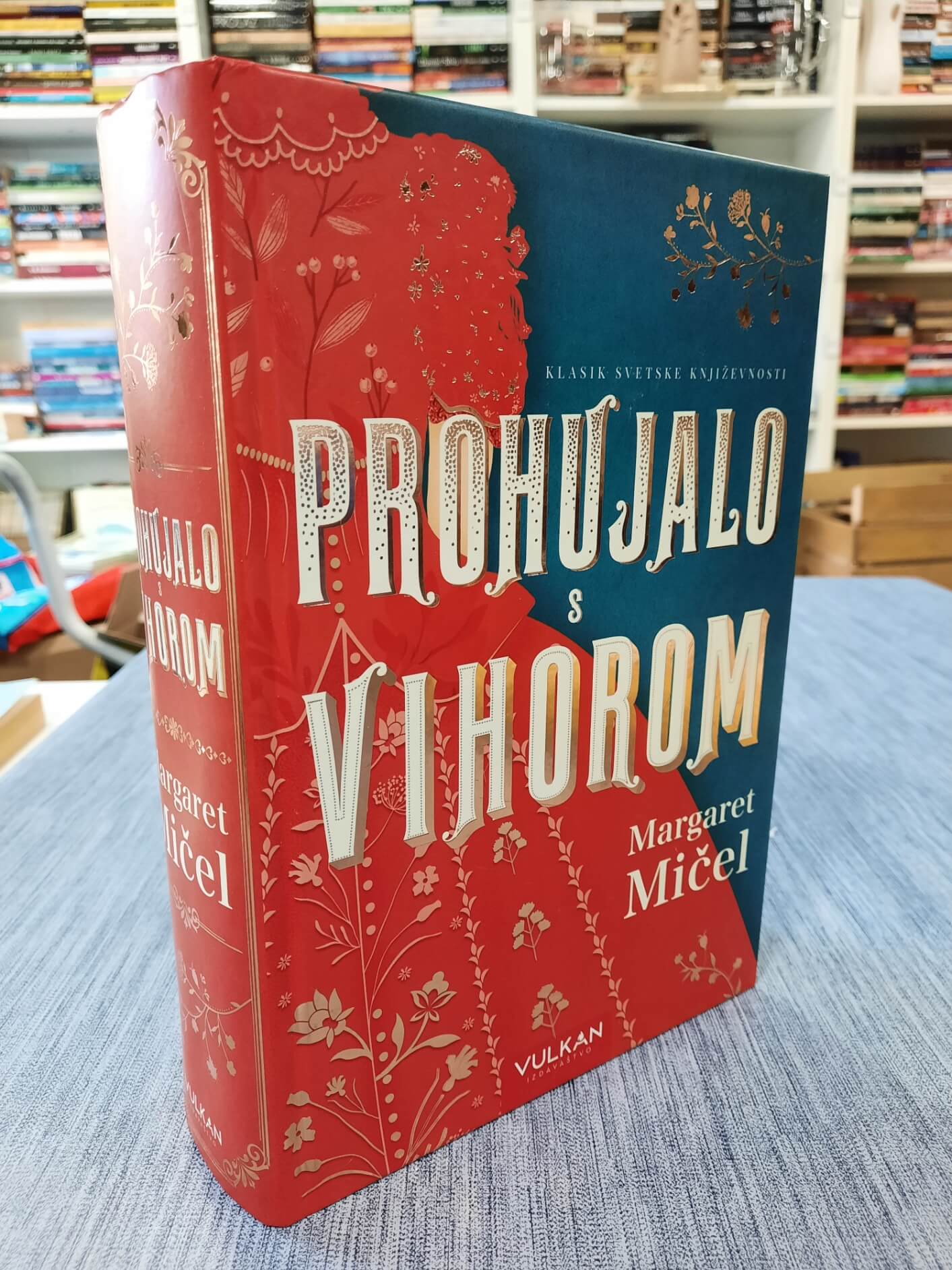 Prohujalo vihorom – Margaret Mičel
