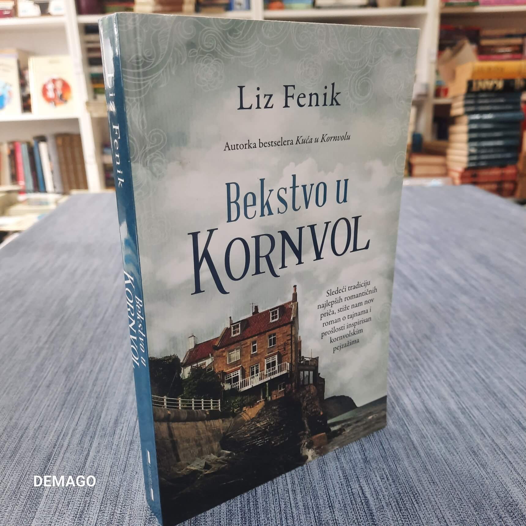 Bekstvo u Kornvol - Liz Fenik